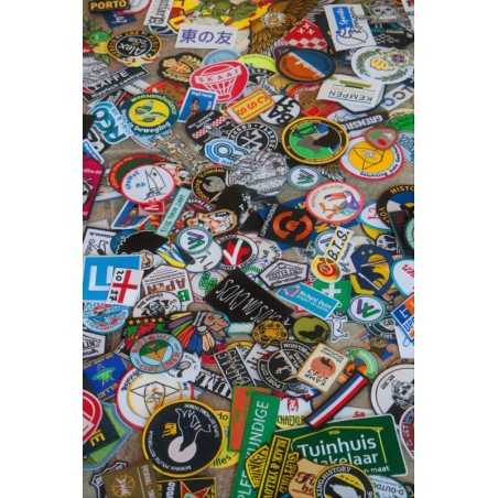 Emblemas, emblemas e emblemas bordados personalizados